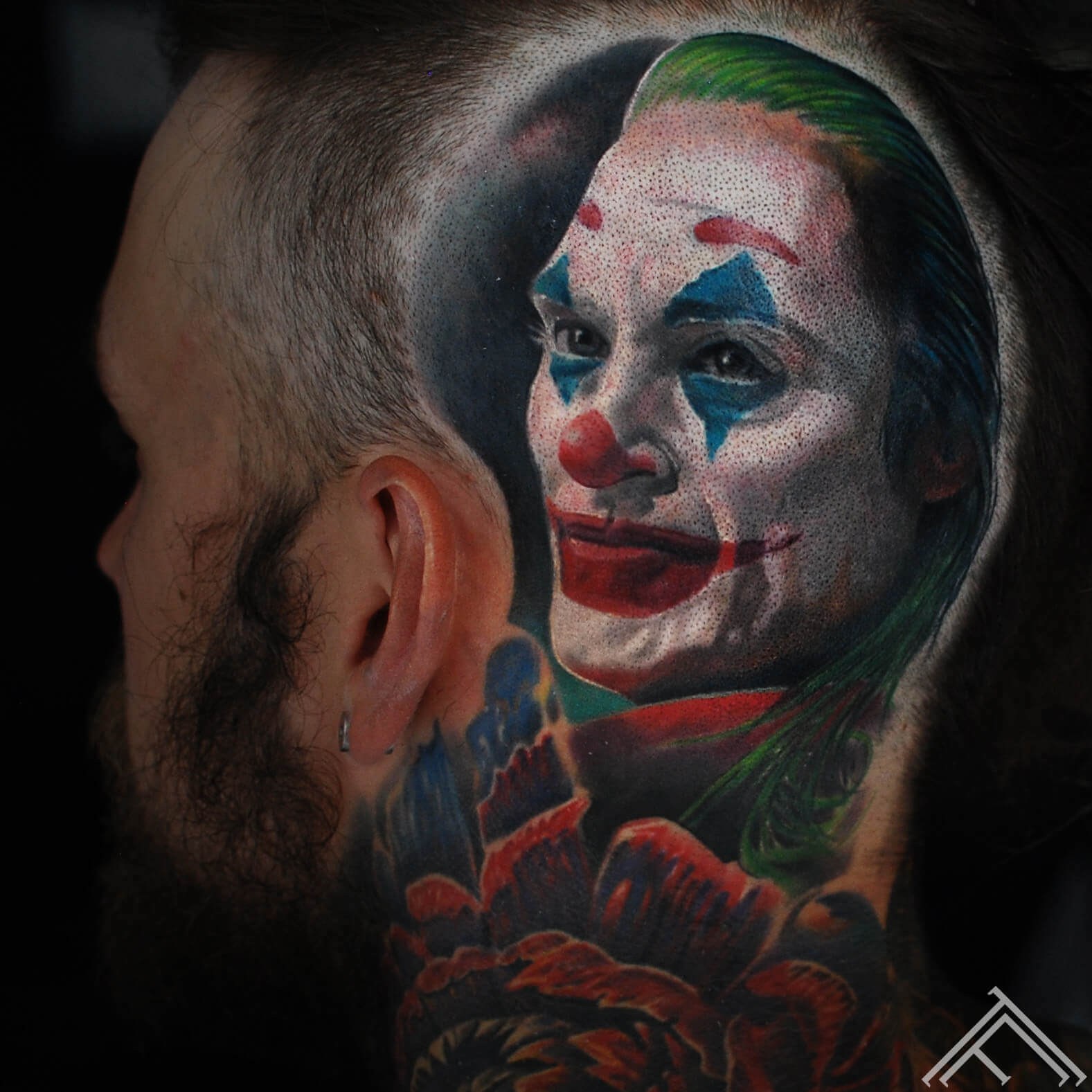 Māris Pūpols darbs — Tattoo Frequency